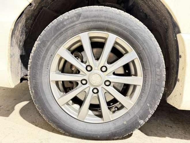 セレナ2.0 ハイウェイスター Vセレクション+Safety アドバンストセーフティ パッケージ 4WD　防錆塗装4WDTVナビBカメETC夏冬タイヤ 2000