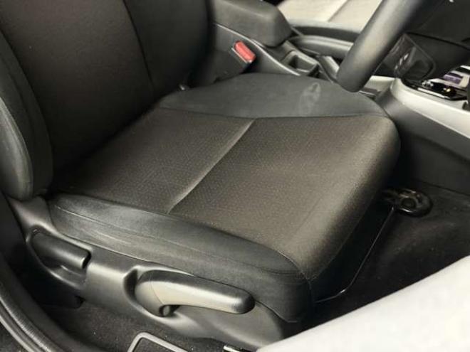 フィット1.5 ハイブリッド Fパッケージ 4WD　防錆塗装4WDエンスタCD 1500