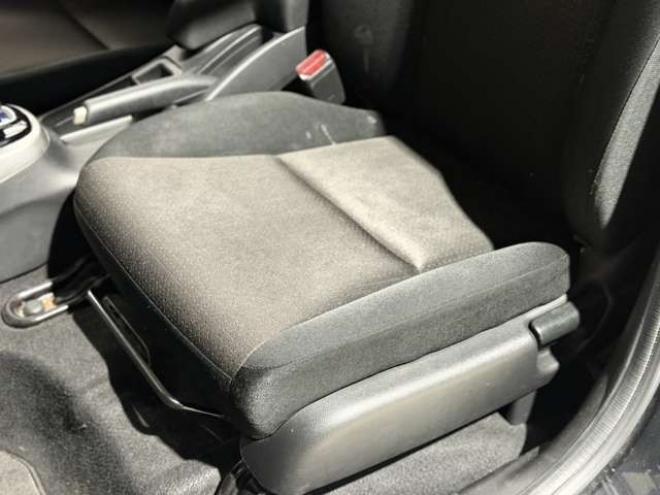 フィット1.5 ハイブリッド Fパッケージ 4WD　防錆塗装4WDエンスタCD 1500