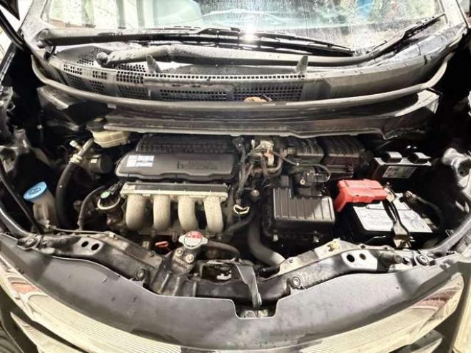 フリード1.5 G ジャストセレクション 4WD　防錆塗装4WDTVナビエンスタ 1500