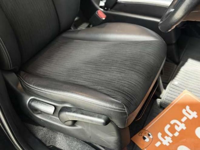 フリード1.5 G ジャストセレクション 4WD　防錆塗装4WDTVナビエンスタ 1500