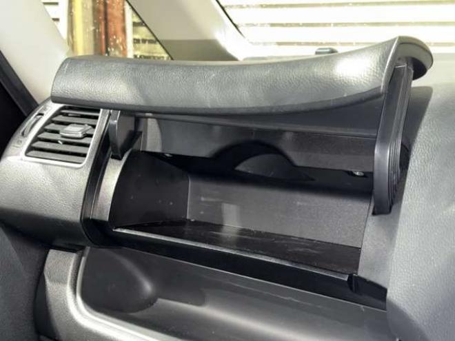 セレナ2.0 ハイウェイスター 4WD　防錆塗装4WDTVナビBカメ 2000