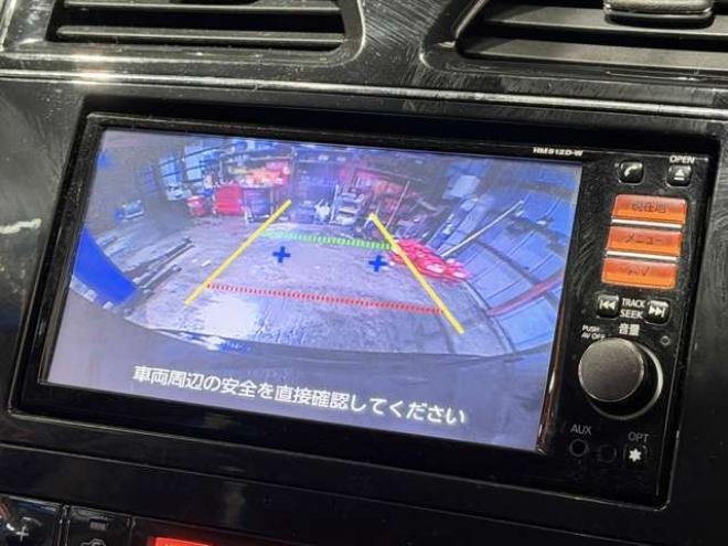 セレナ2.0 ハイウェイスター 4WD　防錆塗装4WDTVナビBカメ 2000