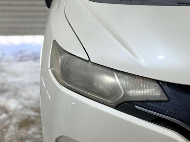 フィット1.3 13G Fパッケージ 4WD　防錆塗装4WDスマキーCD 1300