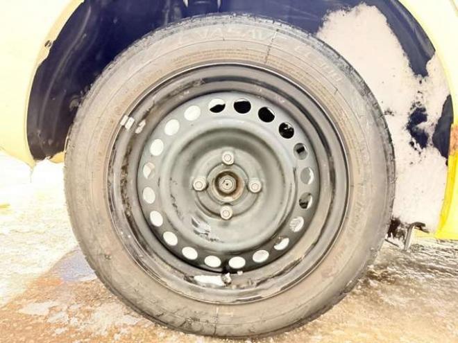 フィット1.3 13G Fパッケージ 4WD　防錆塗装4WDスマキーCD 1300