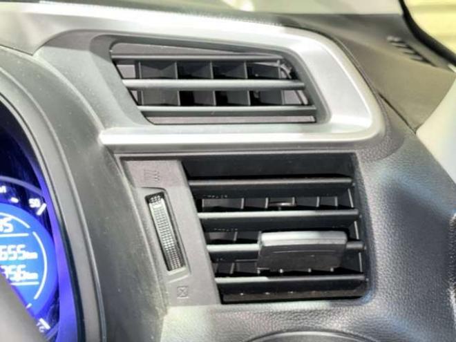 フィット1.3 13G Fパッケージ 4WD　防錆塗装4WDスマキーCD 1300