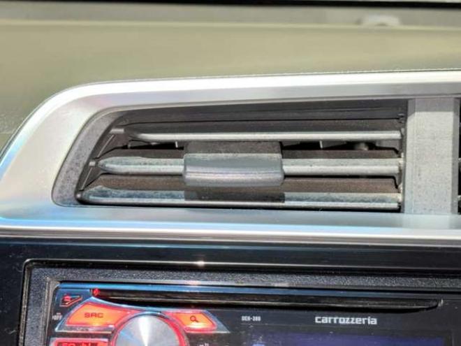 フィット1.3 13G Fパッケージ 4WD　防錆塗装4WDスマキーCD 1300