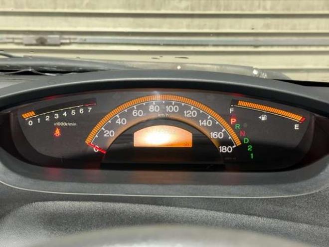 フリード1.5 G Lパッケージ 4WD　防錆塗装4WDキーレスナビ 1500