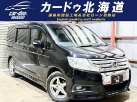 ステップワゴン　2.0 スパーダ Z 4WD　防錆塗装4WDTVナビBカメエンスタ 2000