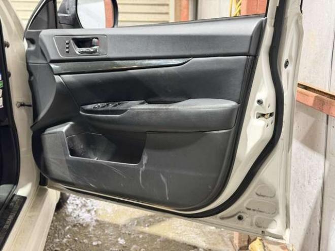 レガシィワゴン2.5 i Sパッケージ 4WD　防錆塗装4WDTVナビETC 2500