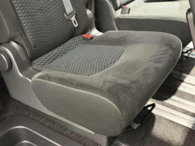 セレナ2.0 20X Vセレクション+Safety 4WD　防錆塗装4WDTVナビBカメETCエンスタ夏冬タイヤ 2000