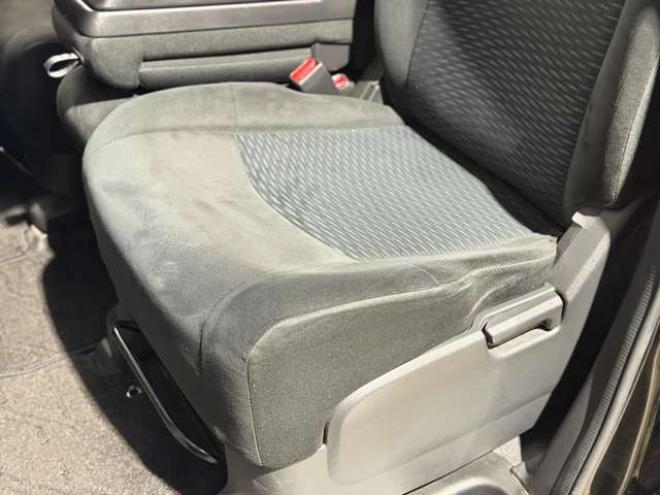 セレナ2.0 20X Vセレクション+Safety 4WD　防錆塗装4WDTVナビBカメETCエンスタ夏冬タイヤ 2000