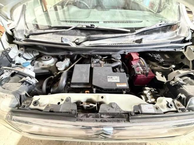 ワゴンRスティングレー X 4WD　防錆塗装4WDTVナビ 660