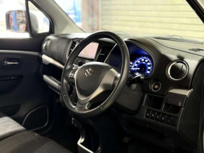 ワゴンRスティングレー X 4WD　防錆塗装4WDTVナビ 660