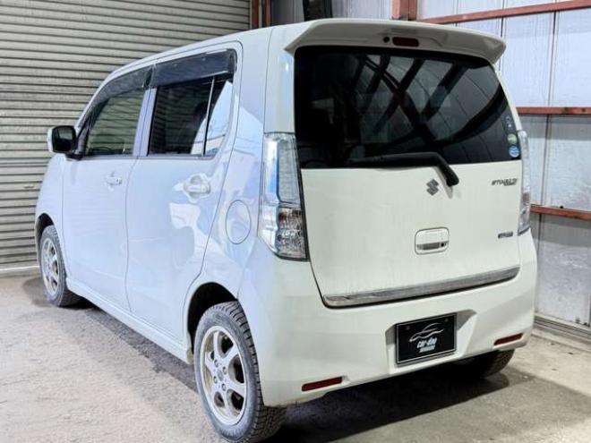 ワゴンRスティングレー X 4WD　防錆塗装4WDTVナビ 660