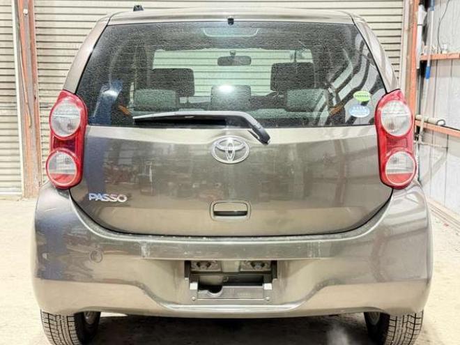 パッソ1.0 X　防錆塗装キーレスCD 2WD 1000