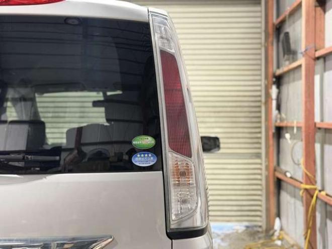 セレナ2.0 20X 4WD　防錆塗装4WDTVナビBカメETCエンスタ 2000