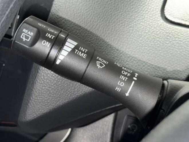 セレナ2.0 20X 4WD　防錆塗装4WDTVナビBカメETCエンスタ 2000