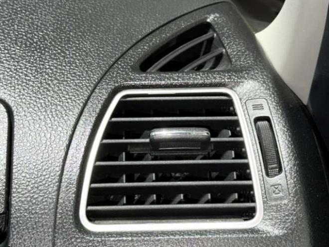 セレナ2.0 ハイウェイスター 4WD　防錆塗装4WD 2000