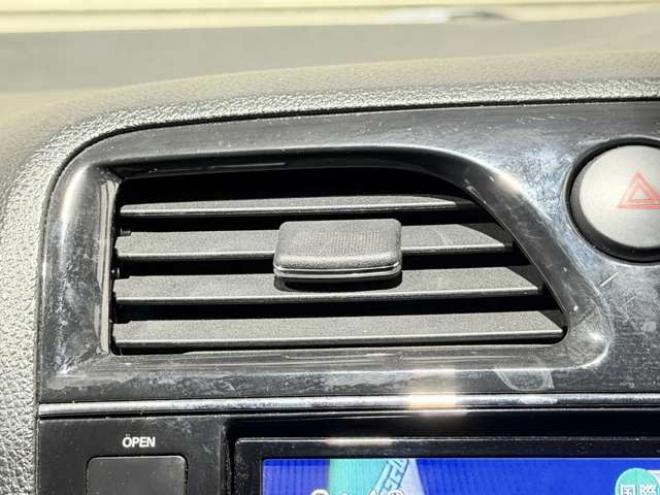 セレナ2.0 ハイウェイスター 4WD　防錆塗装4WD 2000