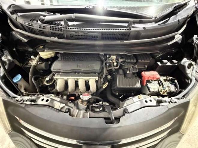 フリード1.5 G エアロ Lパッケージ 4WD　防錆塗装4WDTVナビBカメエンスタ夏冬タイヤ 1500