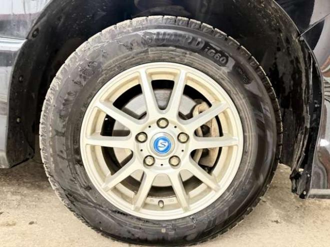 セレナ2.0 ライダー Jパッケージ 4WD　防錆塗装4WDTVナビBカメETC夏冬タイヤ 2000