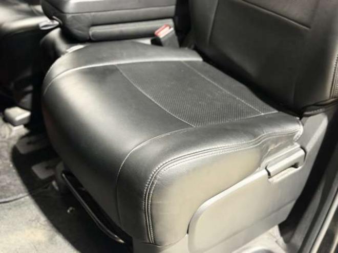 セレナ2.0 ライダー Jパッケージ 4WD　防錆塗装4WDTVナビBカメETC夏冬タイヤ 2000