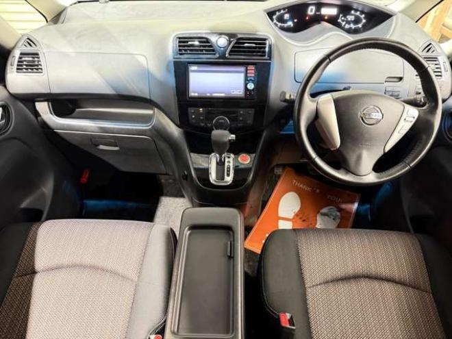 セレナ2.0 ハイウェイスター アドバンストセーフティ パッケージ 4WD　防錆塗装4WD 2000