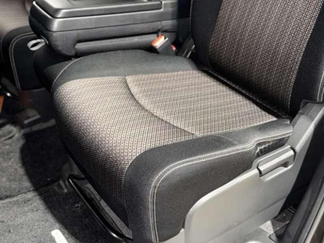 セレナ2.0 ハイウェイスター アドバンストセーフティ パッケージ 4WD　防錆塗装4WD 2000