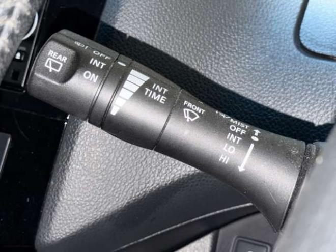 セレナ2.0 ハイウェイスター アドバンストセーフティ パッケージ 4WD　防錆塗装4WD 2000