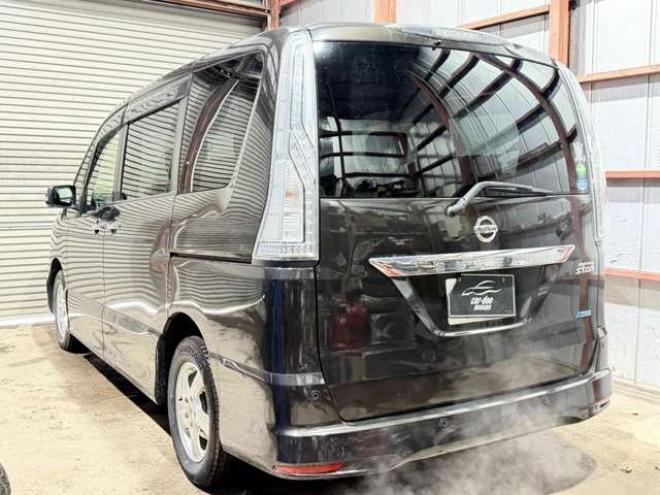 セレナ2.0 ハイウェイスター アドバンストセーフティ パッケージ 4WD　防錆塗装4WD 2000