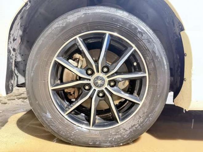 セレナ2.0 ハイウェイスター 4WD　防錆塗装4WDスマキー 2000