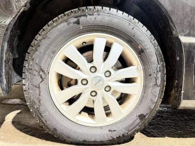 セレナ2.0 ハイウェイスター アドバンストセーフティ パッケージ 4WD　防錆塗装4WDTVナビBカメ後席モニタ夏冬タイヤ 2000