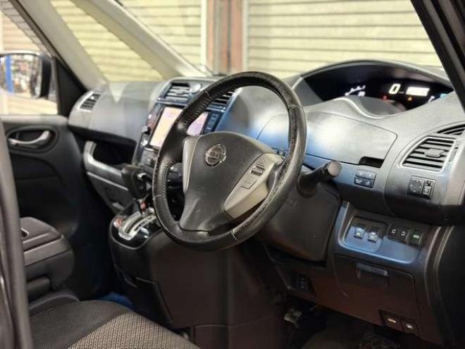 セレナ2.0 ハイウェイスター アドバンストセーフティ パッケージ 4WD　防錆塗装4WDTVナビBカメ後席モニタ夏冬タイヤ 2000