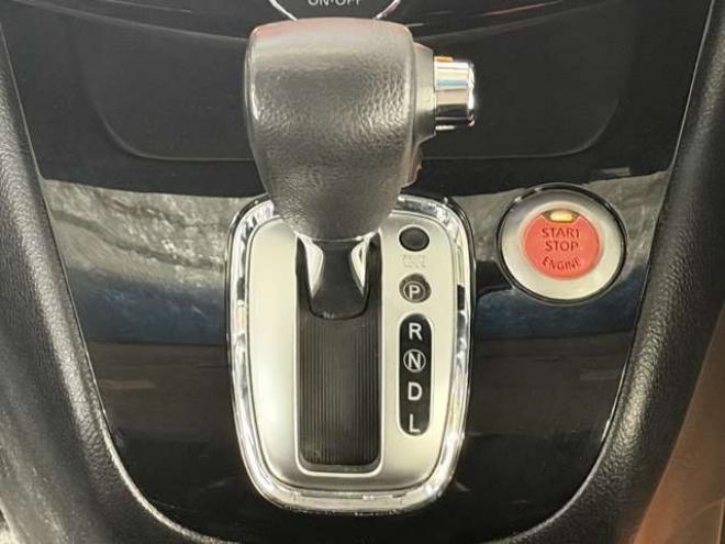 セレナ2.0 ハイウェイスター アドバンストセーフティ パッケージ 4WD　防錆塗装4WDTVナビBカメ後席モニタ夏冬タイヤ 2000