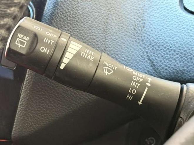 セレナ2.0 ハイウェイスター アドバンストセーフティ パッケージ 4WD　防錆塗装4WDTVナビBカメ後席モニタ夏冬タイヤ 2000