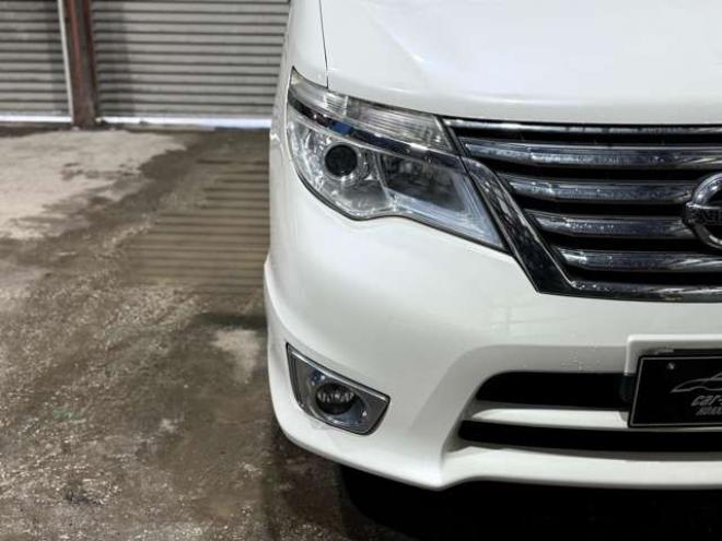 セレナ2.0 ハイウェイスター Vセレクション+Safety 4WD　防錆塗装4WDTVナビBカメエンスタ後席モニタ 2000