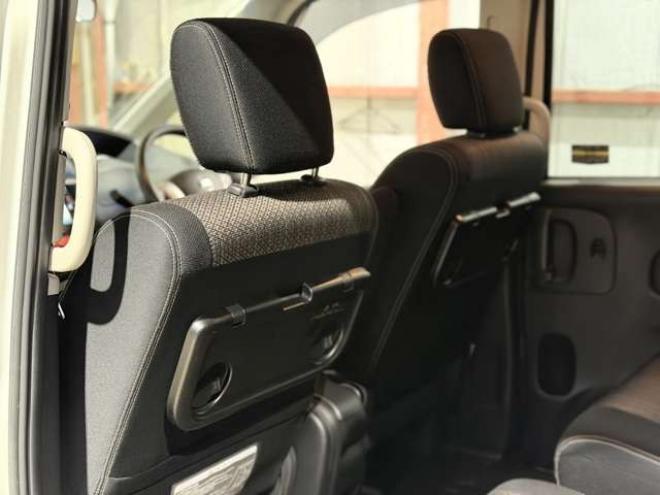 セレナ2.0 ハイウェイスター Vセレクション+Safety 4WD　防錆塗装4WDTVナビBカメエンスタ後席モニタ 2000