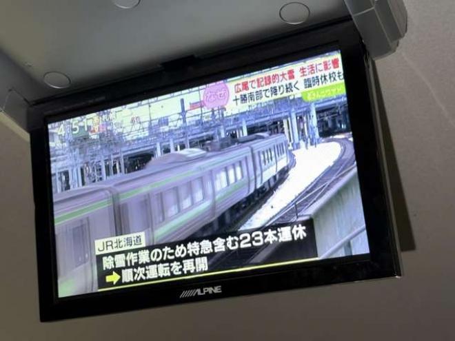 セレナ2.0 ハイウェイスター 4WD　防錆塗装4WDTVナビBカメ後席モニタETCドラレコ 2000