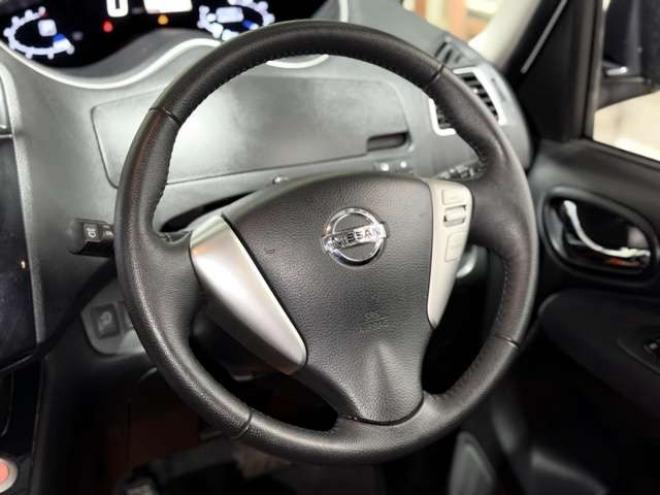 セレナ2.0 ハイウェイスター 4WD　防錆塗装4WDTVナビBカメ後席モニタETCドラレコ 2000