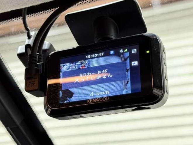 セレナ2.0 ハイウェイスター 4WD　防錆塗装4WDTVナビBカメ後席モニタETCドラレコ 2000