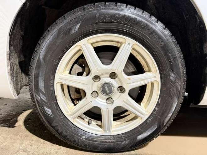 セレナ2.0 20S アンシャンテ 送迎タイプ オートステップ仕様 4WD　防錆塗装4WDスマキーCD 2000