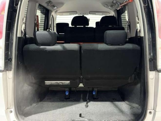 セレナ2.0 20S アンシャンテ 送迎タイプ オートステップ仕様 4WD　防錆塗装4WDスマキーCD 2000