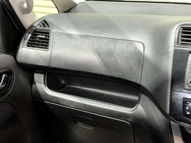 セレナ2.0 20S アンシャンテ 送迎タイプ オートステップ仕様 4WD　防錆塗装4WDスマキーCD 2000