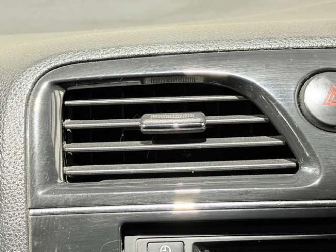 セレナ2.0 20S アンシャンテ 送迎タイプ オートステップ仕様 4WD　防錆塗装4WDスマキーCD 2000