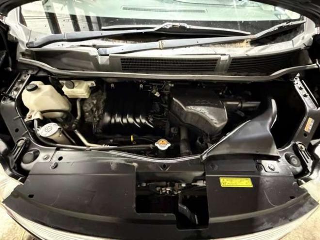 セレナ2.0 ハイウェイスター 4WD　防錆塗装4WDTVナビBカメエンスタ夏冬タイヤ 2000