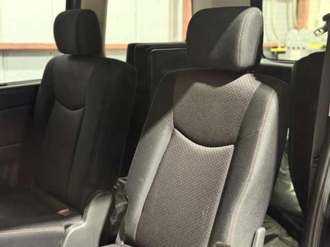 セレナ2.0 ハイウェイスター 4WD　防錆塗装4WDTVナビBカメエンスタ夏冬タイヤ 2000