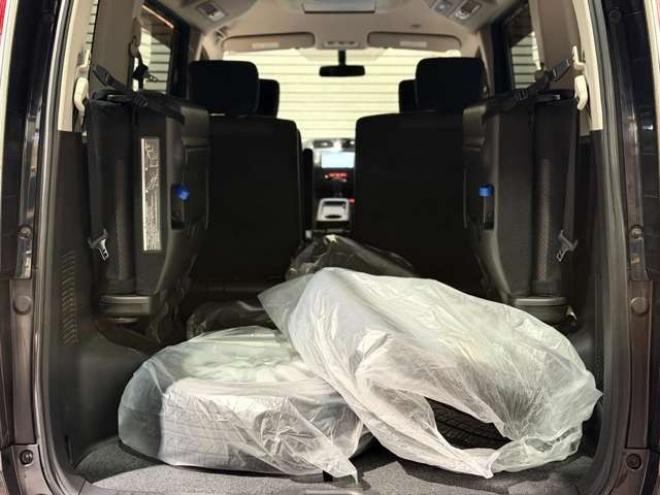 セレナ2.0 ハイウェイスター 4WD　防錆塗装4WDTVナビBカメエンスタ夏冬タイヤ 2000