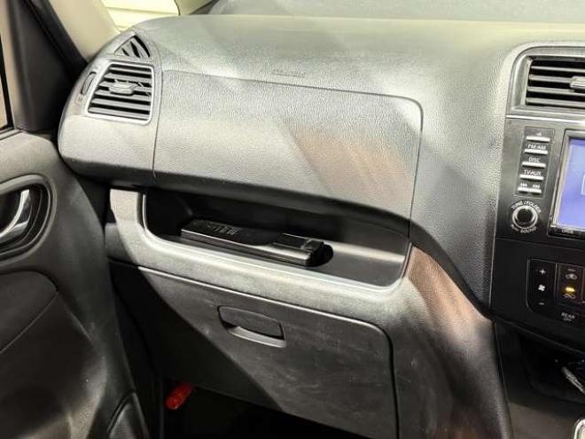 セレナ2.0 ハイウェイスター 4WD　防錆塗装4WDTVナビBカメエンスタ夏冬タイヤ 2000