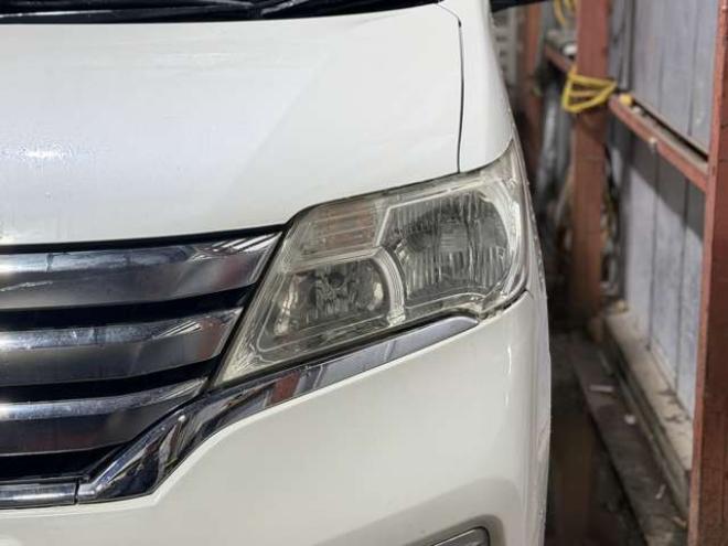 セレナ2.0 ハイウェイスター 4WD　防錆塗装4WDTVナビBカメ 2000